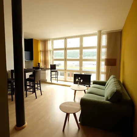 Lägenhet Flussbett Im Bauhaus Rüdesheim am Rhein