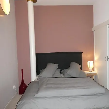 Flussbett Im Bauhaus * Rüdesheim am Rhein